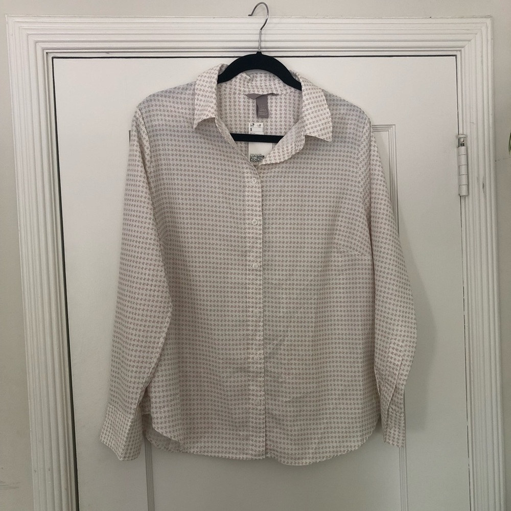 H&M herringbone button down blouse